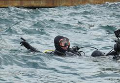 Kocaeli Büyükşehir Belediye Başkanı Büyükakın, Gebze Eskihisar’da dalış yaptı