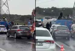 Eyüpsultan'da cezaevi nakil aracı devrildi; 2'si ağır 19 yaralı