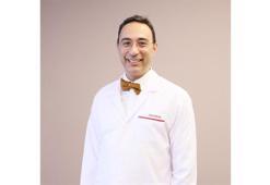 ‘Lazer tedavisiyle gözlük ve lens bağımlılığı sona eriyor’