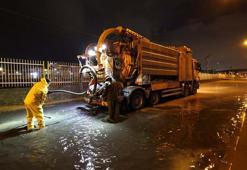 İzmir'i sağanak vurdu; 320 konut, 78 iş yeri ve 5 kamu binasını su bastı