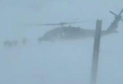 Yolu kapalı köydeki hasta jandarma helikopteriyle hastaneye ulaştırıldı