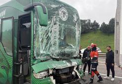 Konyaspor U-19 futbol takımını taşıyan otobüs kaza yaptı; 7 yaralı