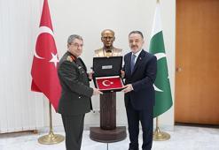 Genelkurmay Başkanı Orgeneral Bayraktaroğlu, Pakistan’da
