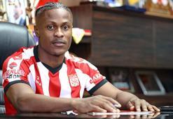 Sivasspor Jonathan Okoronkwo'yu renklerine bağladı