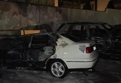 Sarıyer’de otoparktaki 5 otomobil yandı
