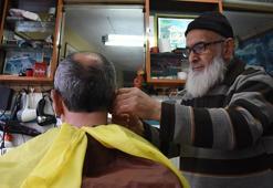 104 yıllık berber dükkanında yarım asırdır mesleğini sürdürüyor