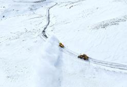 Van'ın 6 ilçesinde kar yağışı; 78 yerleşim yeri ulaşıma kapandı