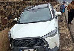 Otomobil ile hafif ticari araç çarpıştı: 2'si çocuk, 5 yaralı