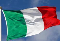 İtalya'da göstericiler ile polis arasında çatışma yaşandı