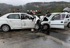 Kayak merkezine giderken, kazada hayatlarını kaybetmişler