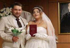 Doktor, tartıştığı eşini 20 bıçak darbesiyle yaralayıp, intihara kalkıştı