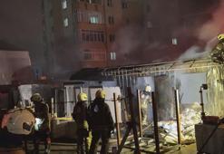 Ataşehir'de mermer atölyesindeki konteynerde yangın: 2 kişi dumandan etkilendi