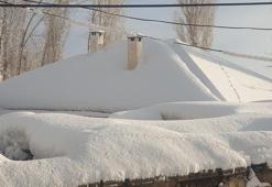 Van'da kar yağışı nedeniyle 53 yerleşim yeri ulaşıma kapandı