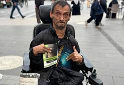 Yüzde 90 bedensel engelli, tek eliyle 3 kitap yazdı