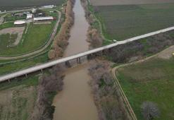 Kuruyan Gediz Nehri, yağışlar sonrası eski günlerine döndü