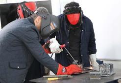 Sanayi sektörünün ihtiyacına yönelik eğitim sunup ‘aranan eleman’ yetiştiriyorlar