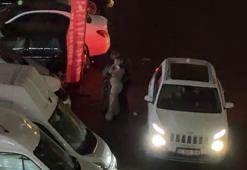 Şişli’de sokaktaki tartışma sonrası kendini yerden yere atan kadın direği yumrukladı