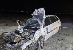 Adana'da iki otomobil çarpıştı: 2 yaralı