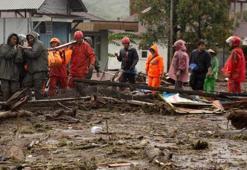 Endonezya'daki toprak kaymasında hayatını kaybedenlerin sayısı 85'e yükseldi