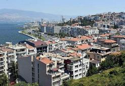 'İzmir'de yapı stokunun yarısı 1975 deprem yönetmeliğine göre inşa edildi'