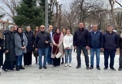 Tuvaletlerde kamera soruşturmasında görevden alınan okul müdürü için valiyi ziyaret ettiler