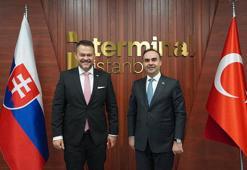 Bakan Kacır, Slovakya Yatırımlar, Bölgesel Kalkınma ve Bilişim Bakanı Migal ile görüştü
