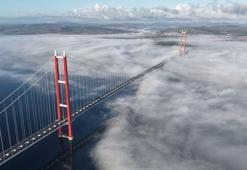 Çanakkale Boğazı, sis nedeniyle çift yönlü olarak ulaşıma kapatıldı