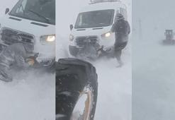 Sivas'ta tipide araçlarında mahsur kalanlar kurtarıldı