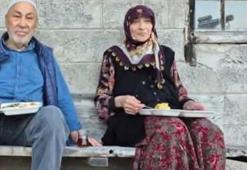 1 gün arayla ölen 56 yıllık çift yan yana toprağa verildi