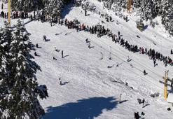 Sömestirde Uludağ’a tatilci akını; Milli Park gişelerinden 15 günde 47 bin araç geçiş yaptı