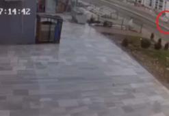 Diyarbakır’da takla atan otomobil yandı, sürücü yaralandı