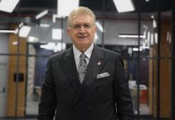 'Sigara içeni değil, toplumu da zehirliyor'