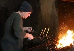 Turgutlu’nun son sıcak demir ustası: Bir daha dünyaya gelsem, yine demirci olurdum