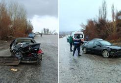 Malatya'da devrilen otomobildeki 5 kişi yaralandı