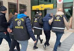 Emekli doktoru 650 bin dolarını alıp, dolandıran 5 şüpheli tutuklandı