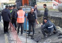 Başakşehir'de 5 metre derinlikte yaralanıp mahsur kalan işçi kurtarıldı