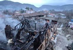 Ahırda çıkan yangında 1 büyükbaş öldü, 12'si kurtarıldı