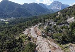 Konyaaltı- Hisarçandır yolunda heyelan