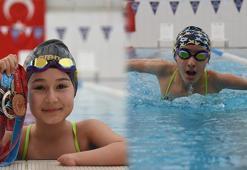 Paralimpik yüzücüler Zümra ve Zeynep İkra, milli takıma girmek için kulaç atıyor