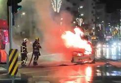Sivas'ta taksi, alev alev yandı