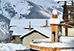 Fransa'da çığ düşmesi nedeniyle 2 kayakçı hayatını kaybetti