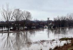 Turuncu alarm verilen Meriç Nehri’nde debi düşüşe geçti