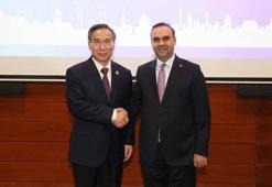 Bakan Kacır, Çin Uluslararası Ticareti Geliştirme Konseyi Başkanı Hongbin ile bir araya geldi