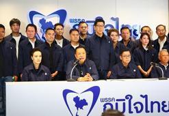 Tayland'da seçimi Bhumjaithai Partisi kazandı