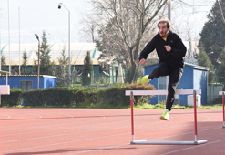 Annesinin izinden giden milli atlet Berke'nin hedefi olimpiyat madalyası