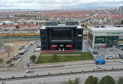 Diş hekimi Nevzat Ballıpınar: Kendi kendine yeten üst segment bir klinik kurduk