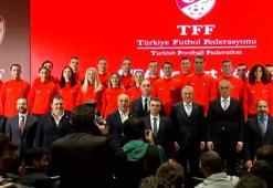 Merkez Hakem Kurulu Kokart Töreni Riva'da yapıldı