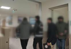 Üsküdar Devlet Hastanesi'nde hastalardan rüşvet aldığı iddia edilen 2 doktor adliyeye sevk edildi