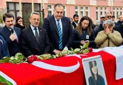 TIR ile otomobilin çarpıştığı kazada yaralanan liseli Elif, kurtarılamadı