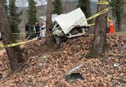 Otomobil ağaca çarptı: 1 ölü, 2 yaralı